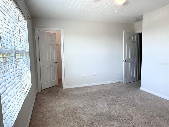 Building Photo - 3871 Gulf Shore Cir