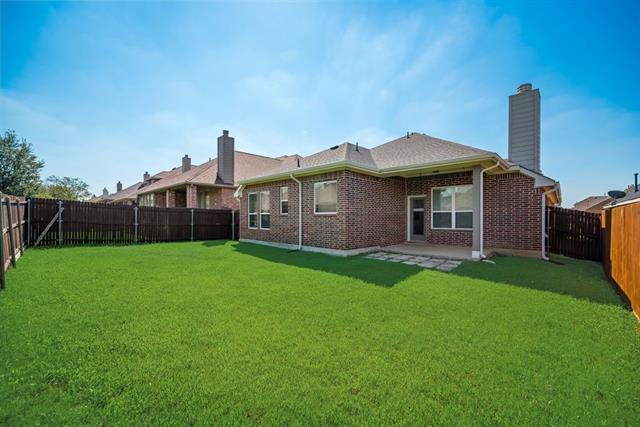 Building Photo - 2609 Lake Ridge Dr