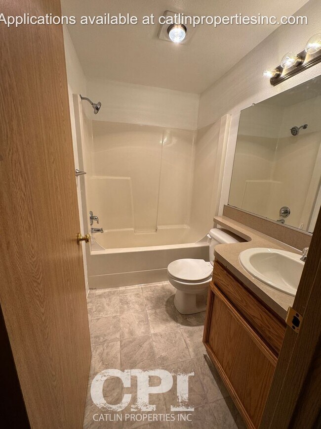 Building Photo - Lexington Area - Holiday Special - 1/2 OFF...