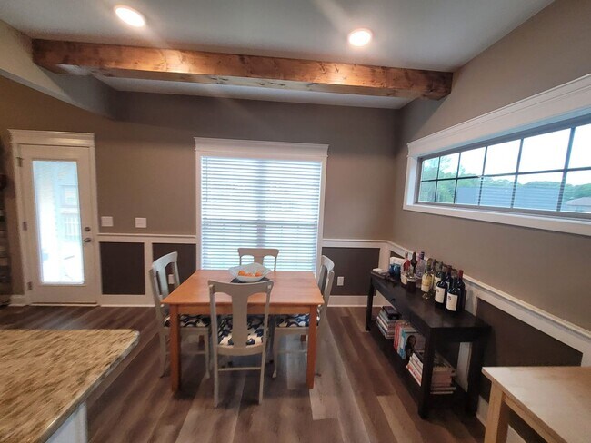 Building Photo - 249 Crusaw Dr