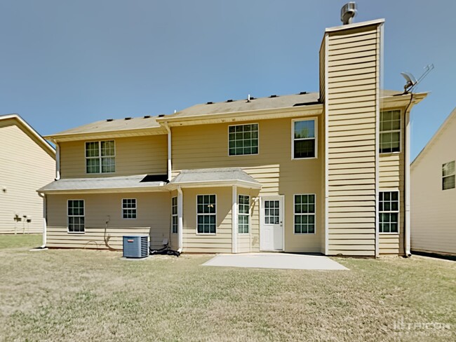 Building Photo - 6469 Snowden Dr