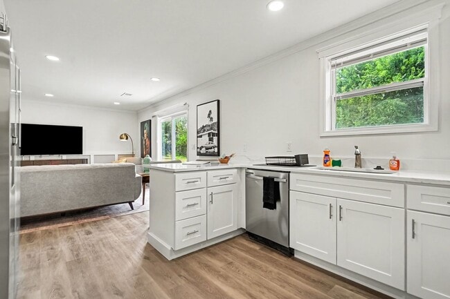 Building Photo - 2072 Thimble Creek Dr