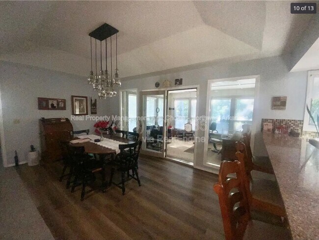 Building Photo - 12 Sunderland Dr