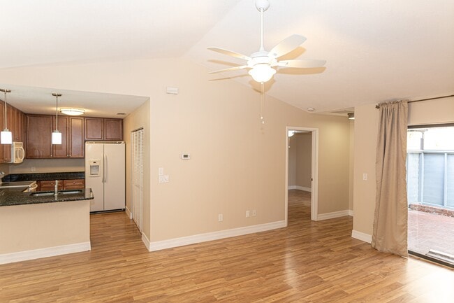 Building Photo - 13391 Broadhurst Loop