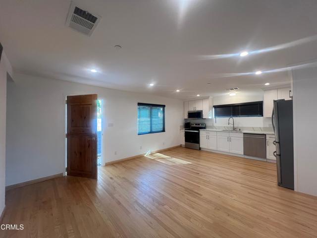 Building Photo - 1807 Meadowbrook Rd