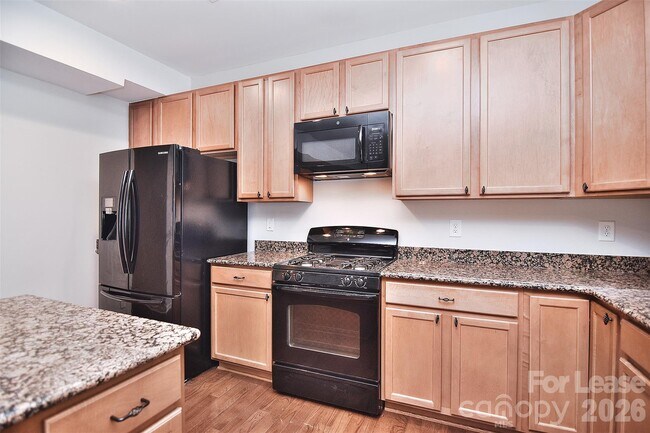 Building Photo - 5115 Chapel Chase Lane