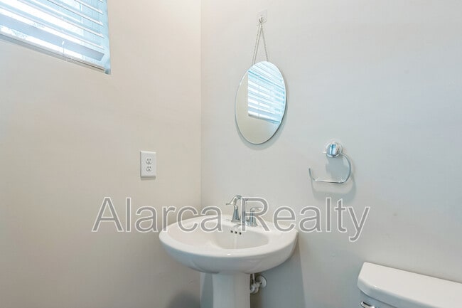 Building Photo - 14009 Castle Nook Dr