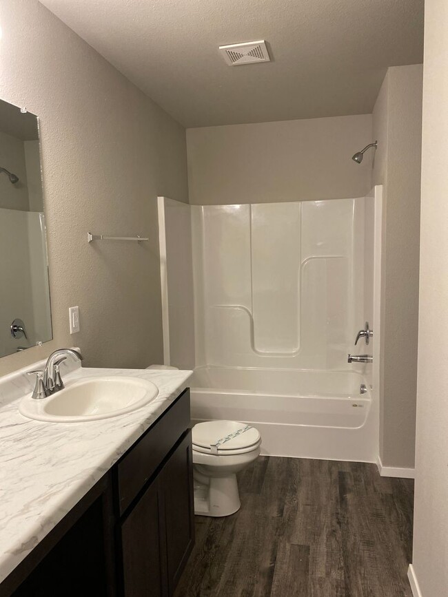 Building Photo - Now Pre-Leasing! Charming 3-Bedroom, 2-Bath Home Coming Soon to Collinsville