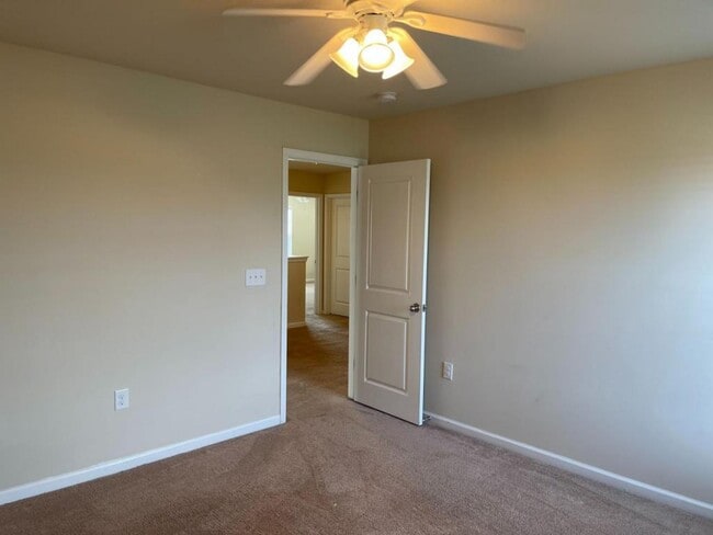 Building Photo - 5373 Grosseto Way