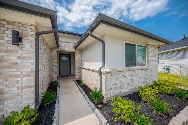 Building Photo - 29535 Paytons Park Ct