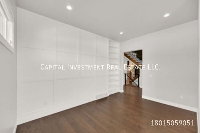 Building Photo - 2733 Urban Ridge Rd