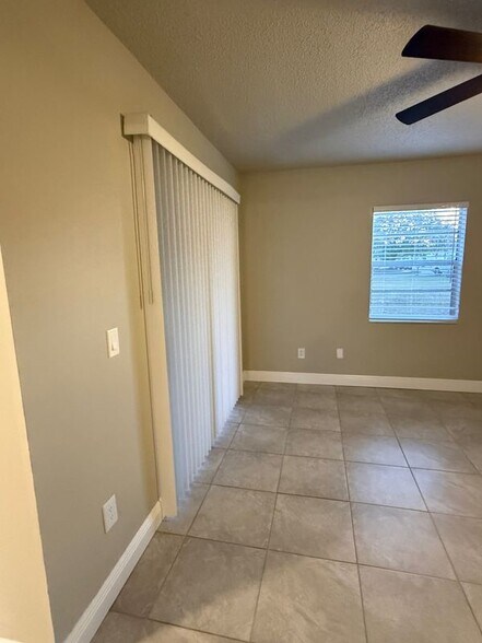 Building Photo - 1431 Croftwood Dr