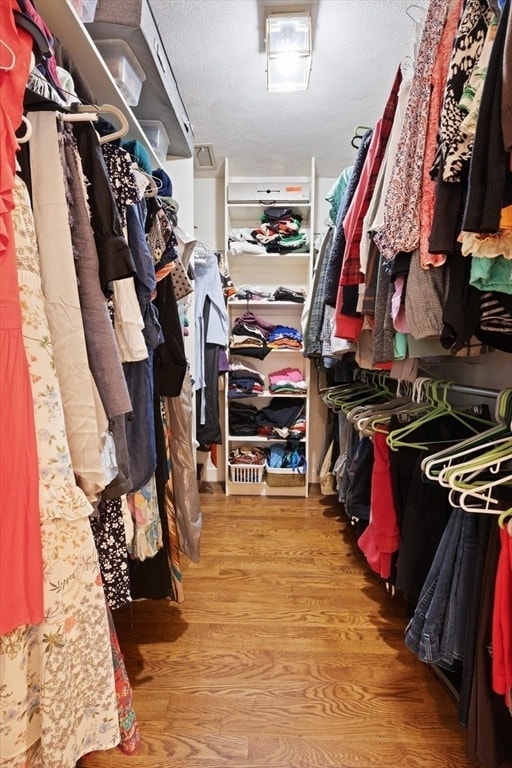 Building Photo - 25 Saddle Club Rd