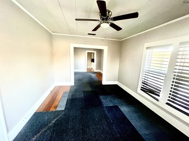 Building Photo - 2104 Taylor St