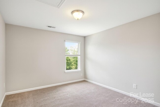 Building Photo - 2169 Grist Mill Dr SW