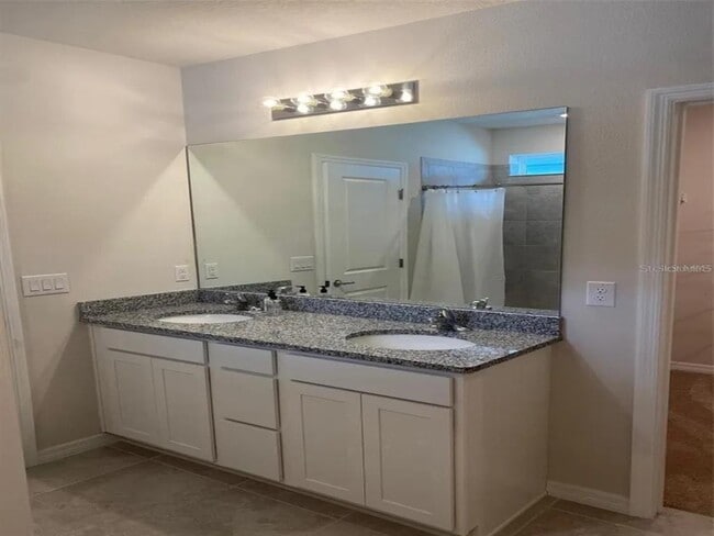 Building Photo - 9643 Summers Cay Cir