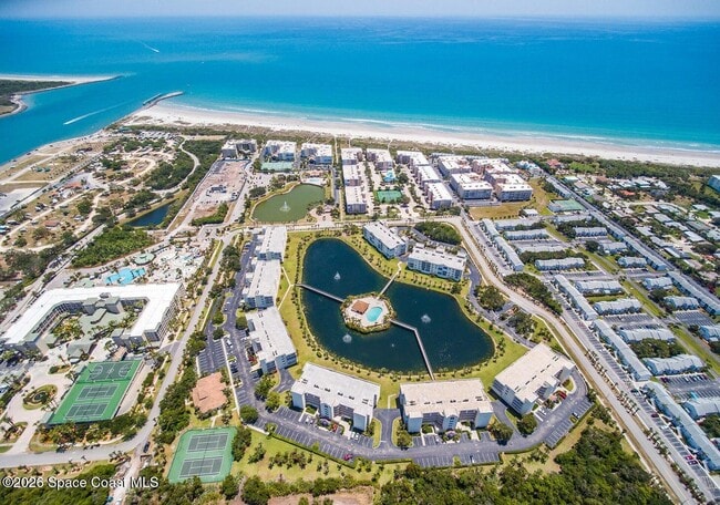 Building Photo - 8931 Lake Dr