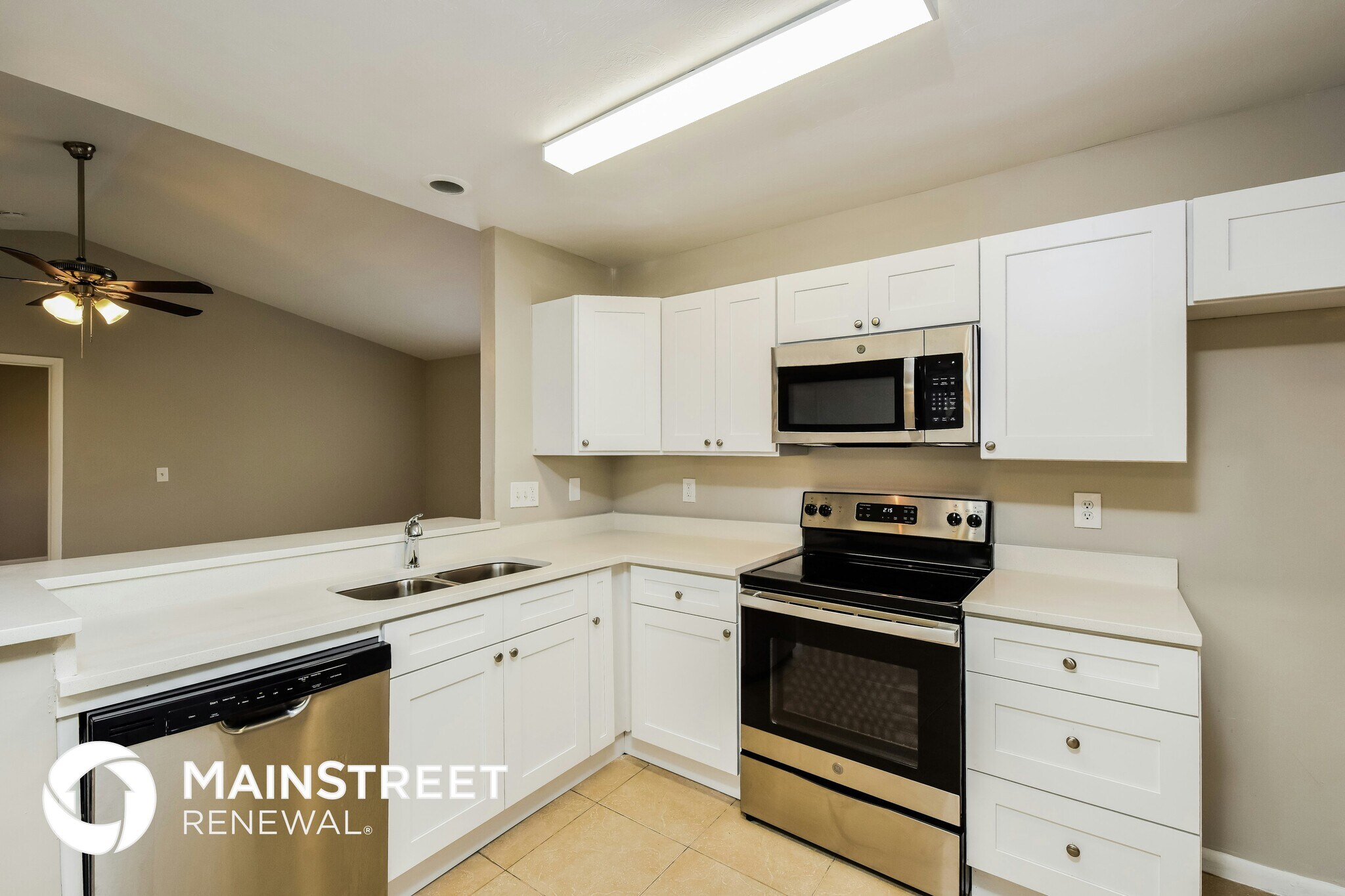 Building Photo - 8360 Coral Dr