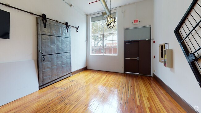 Interior Photo - Hotel Roxy Lofts