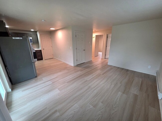 Building Photo - Newly Remodeled Two Bed One Bath Unit in the Heart of Sultan
