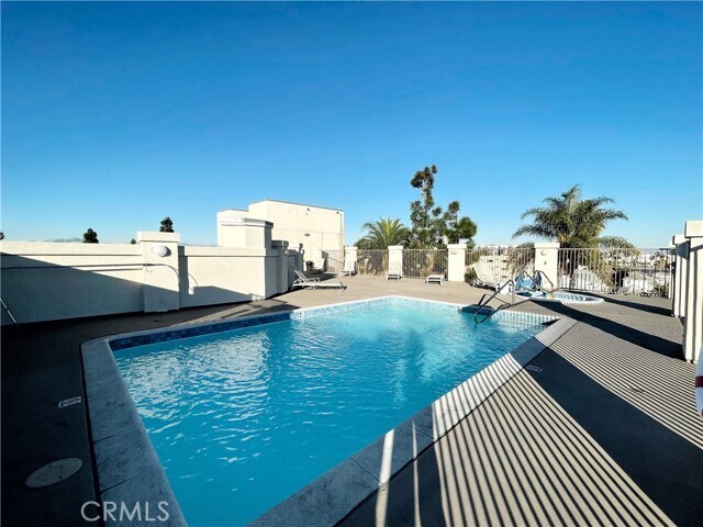 Building Photo - 535 Magnolia Ave