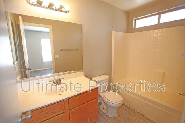 Building Photo - 1516 S 228th Ct