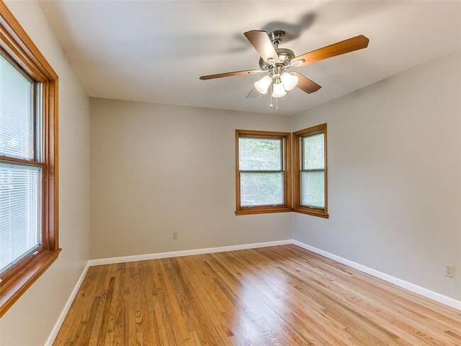 Building Photo - 1214 Cruce St