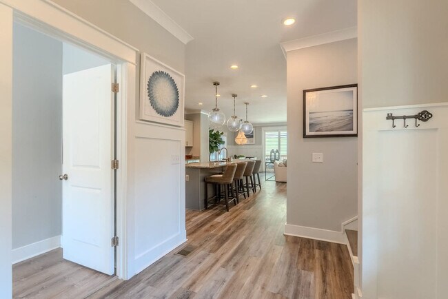 Building Photo - 52 Sandcastle Ct
