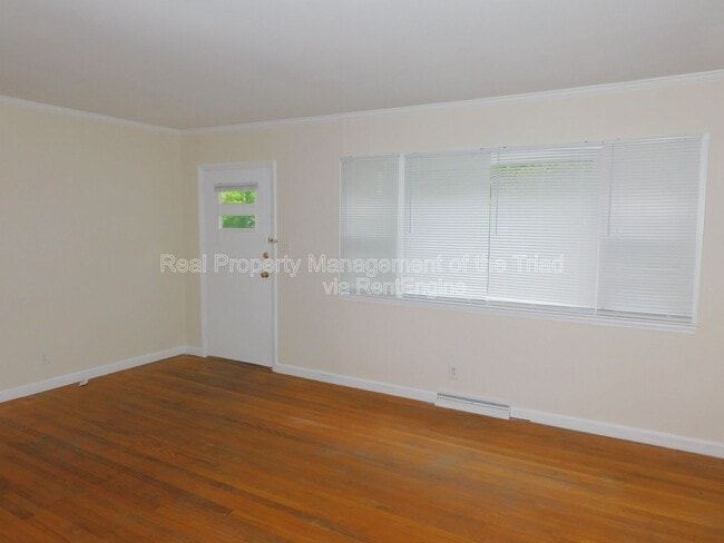 Building Photo - 3407 Derby Pl