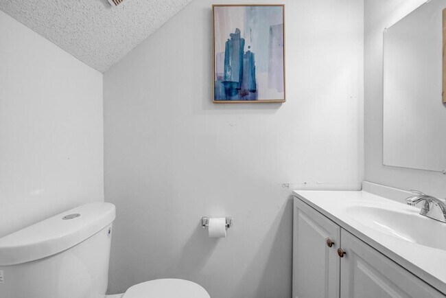 Building Photo - 111 E 1st St