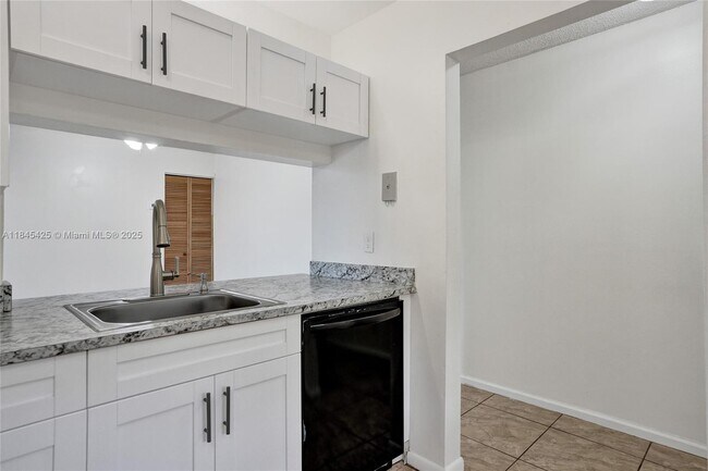 Building Photo - 3515 NW 94th Ave