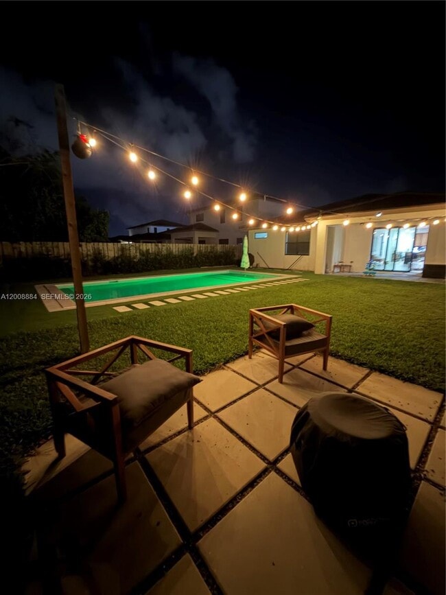 Building Photo - 2945 SE 3rd St