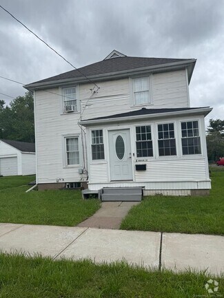 Building Photo - 3 Goshen St