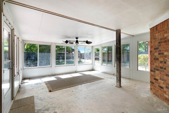 Building Photo - 2009 Coral St