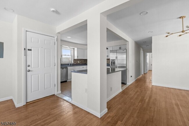 Building Photo - 1134 Rivington St