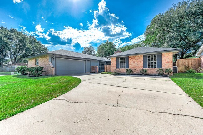 Building Photo - 3430 W Creek Club Dr