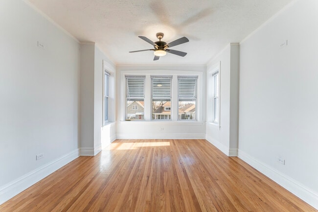 Building Photo - 1246 N Monitor Ave