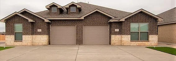 Primary Photo - 2101 Langford Ave