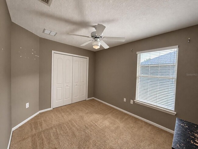 Building Photo - 895 Hacienda Cir