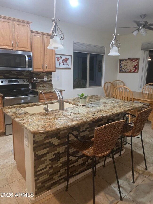 Building Photo - 42826 W Darter Dr