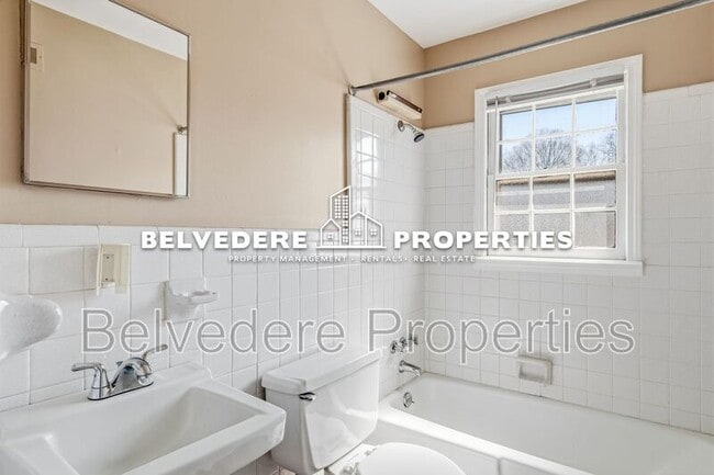 Building Photo - 2503 Vanstory St