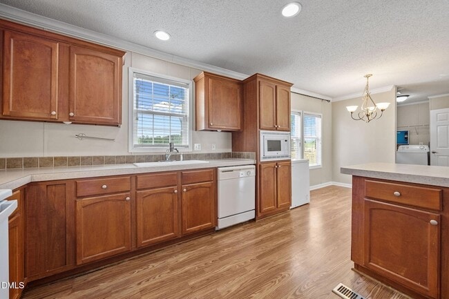 Building Photo - 8540 Godwin-Falcon Rd