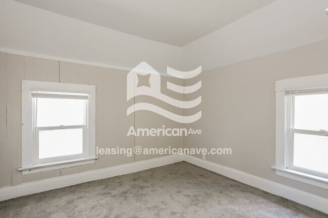 Building Photo - 1511 Carroll St