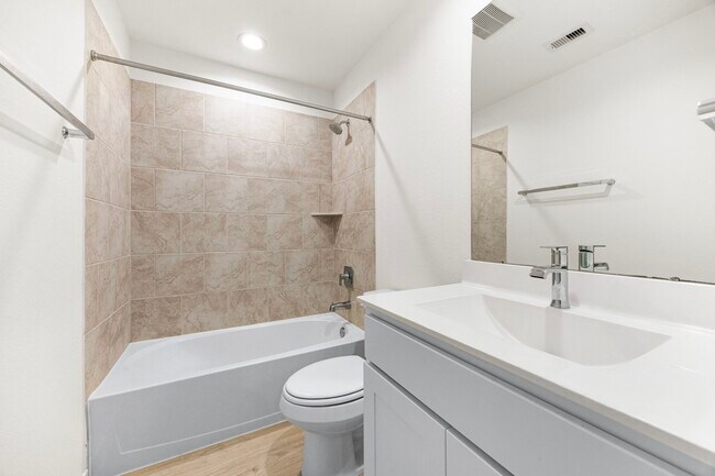 Building Photo - 2732 Misty Elm Ln