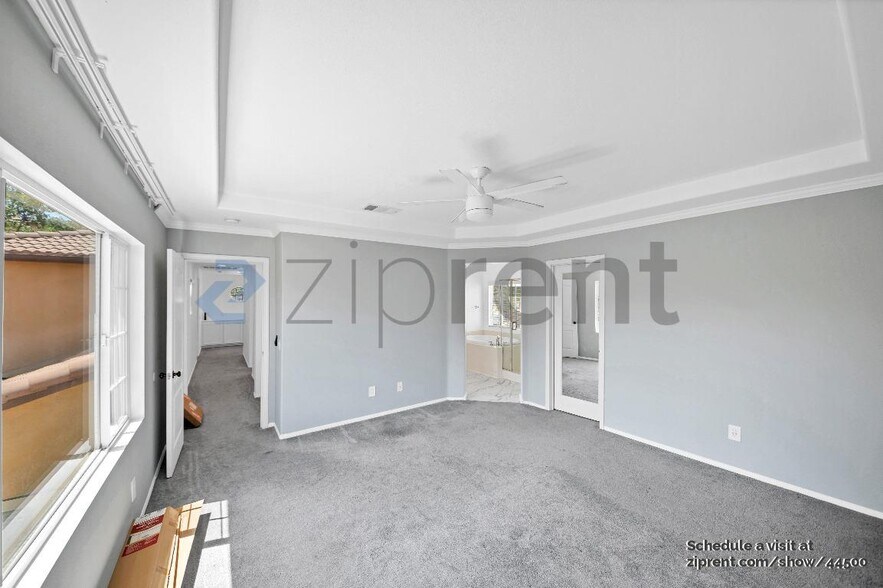 Building Photo - 25333 Los Arqueros Dr