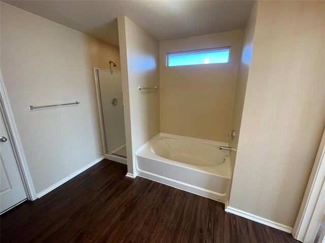 Building Photo - 1015 Graystone Dr