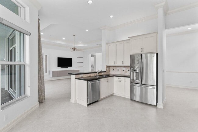 Building Photo - 9039 Ribbons Ridge Point