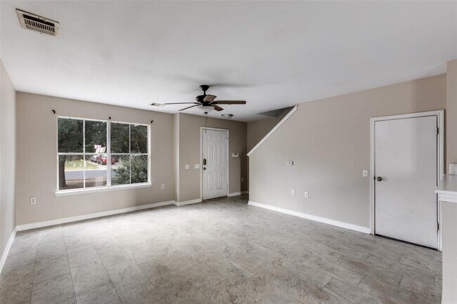 Building Photo - 11812 Lima Dr