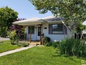 Building Photo - 3 Bd  1 Bath Home in Salt Lake City