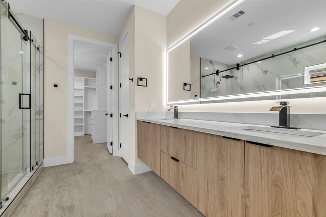 Building Photo - 9630 Vilven Ln